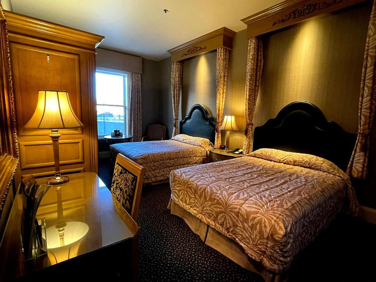 Celebrity Hotel Deadwood Extérieur photo