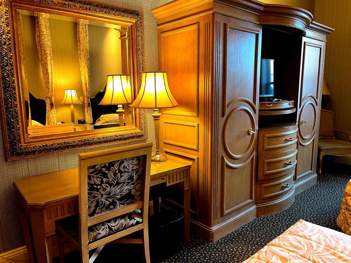 Celebrity Hotel Deadwood Extérieur photo