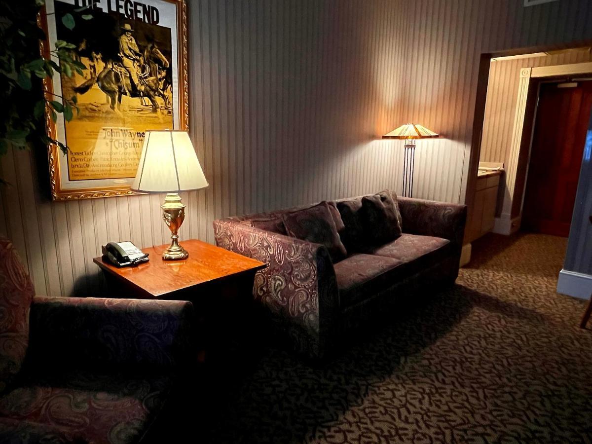 Celebrity Hotel Deadwood Extérieur photo