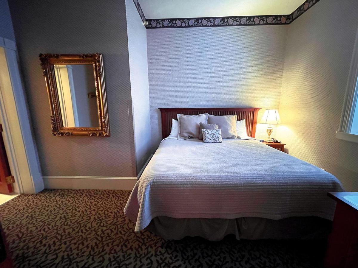 Celebrity Hotel Deadwood Extérieur photo