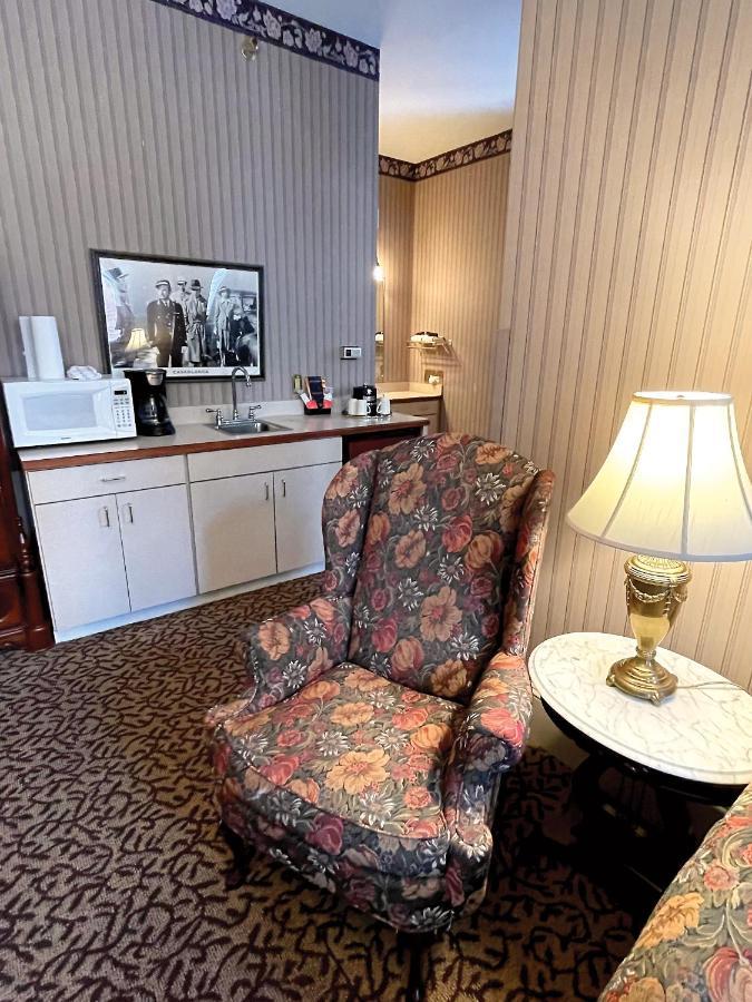 Celebrity Hotel Deadwood Extérieur photo