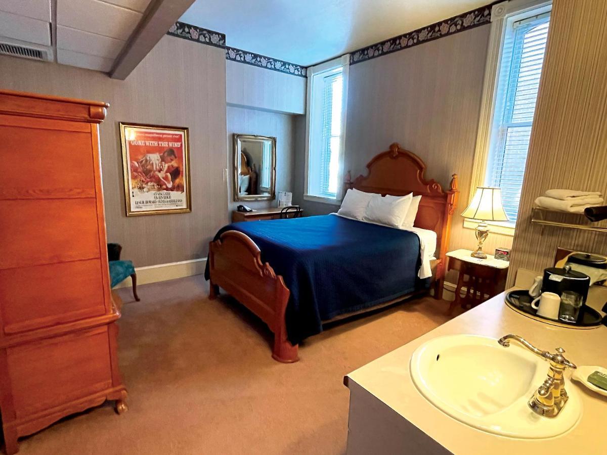 Celebrity Hotel Deadwood Extérieur photo