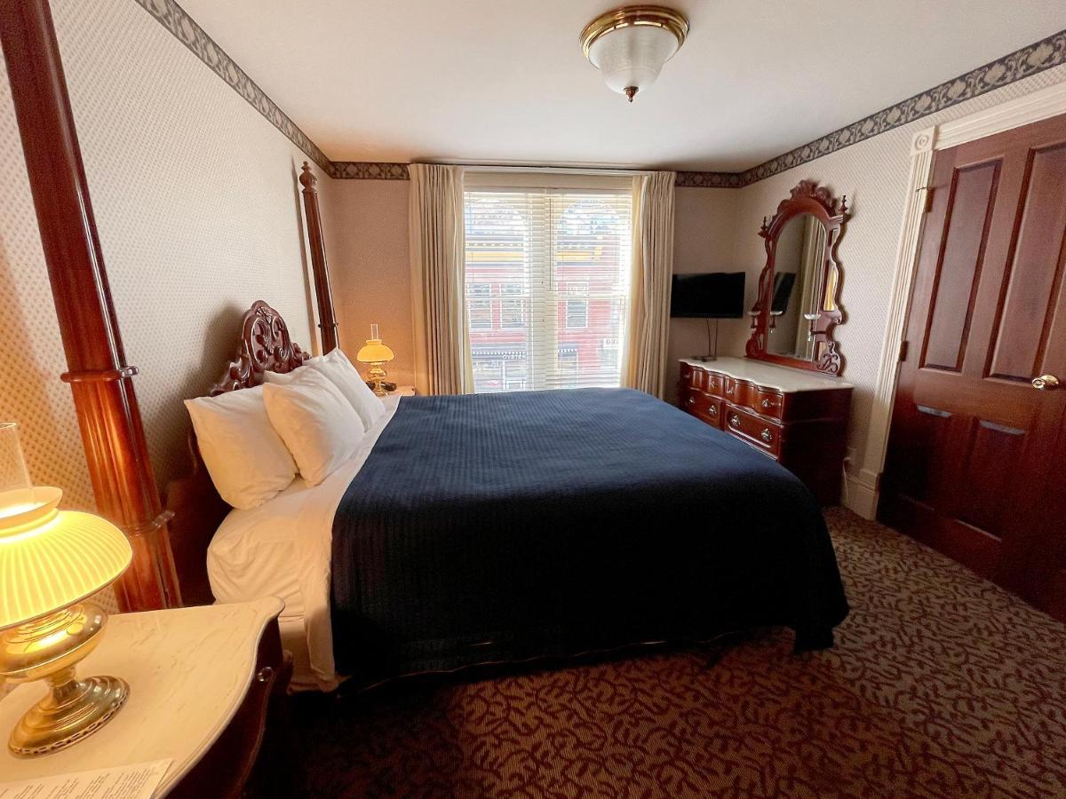 Celebrity Hotel Deadwood Extérieur photo