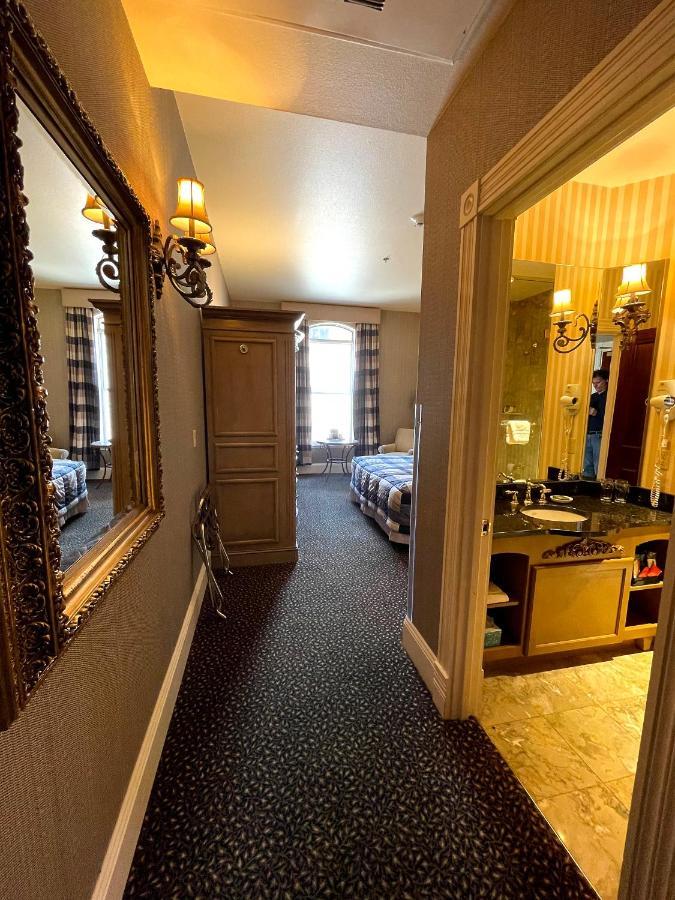 Celebrity Hotel Deadwood Extérieur photo
